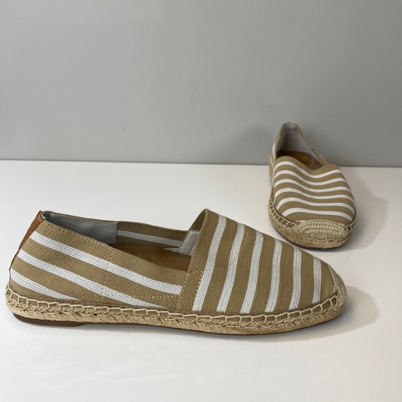 Vionic Shoes - Vionic Valeri Tan And White Striped Espadrille Loafer Size 8
